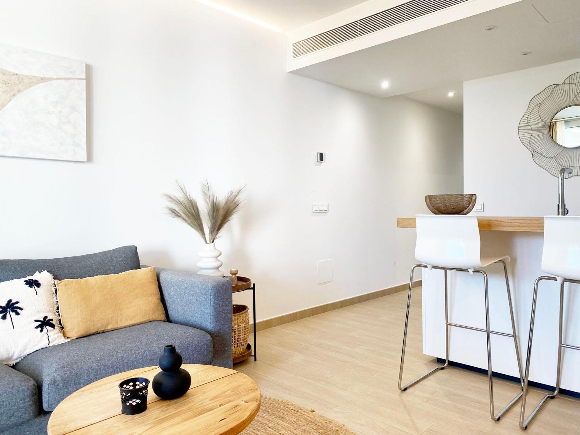 פואנגירולה Fantastic Apartment In The Wave Just Steps From Carvajal Beach - Pool And Free Parking מראה חיצוני תמונה