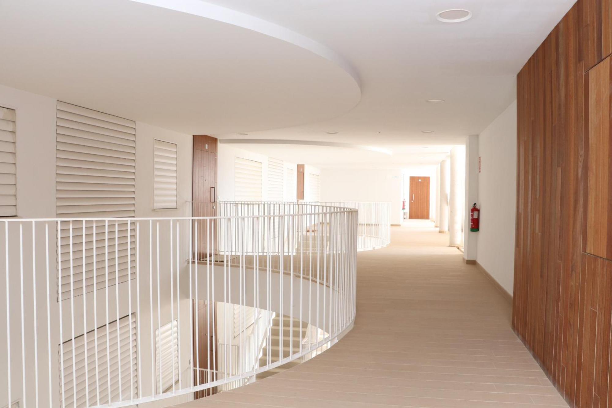 פואנגירולה Fantastic Apartment In The Wave Just Steps From Carvajal Beach - Pool And Free Parking מראה חיצוני תמונה